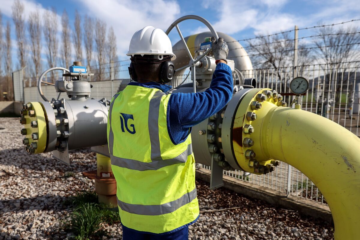 Italgas Gets More Time to Divest Assets for €5 Billion 2i Deal