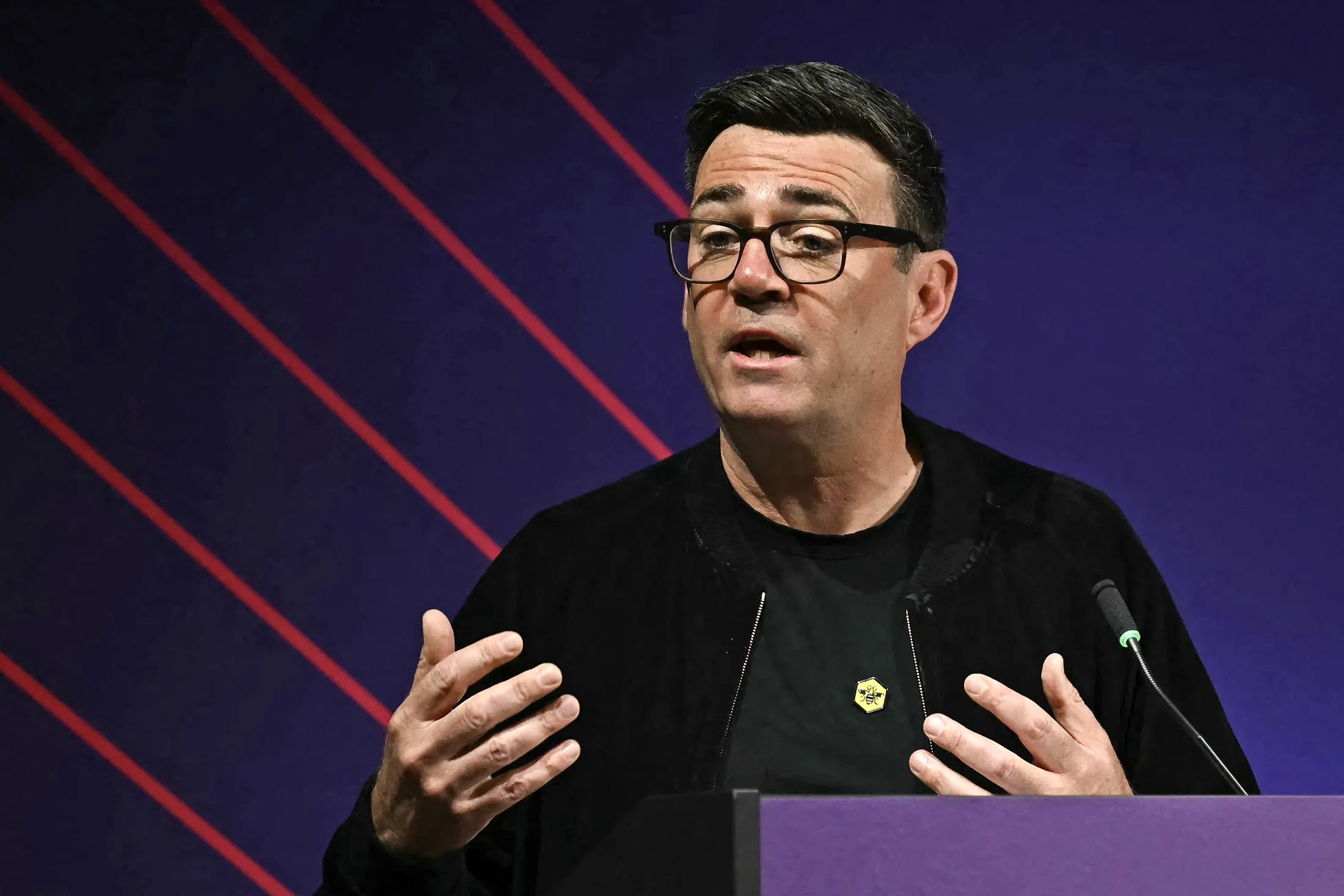 Andy Burnham Poised to Lead Labour as Starmer Era Fades