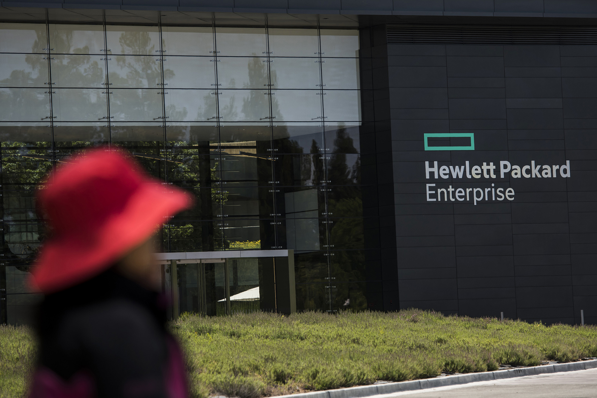 Micro Focus Has No Size Limit For Software M A After Hpe Deal Bloomberg