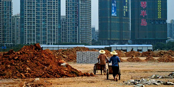 High-rises going up in central China: Real estate accounts for 25% of all investment 