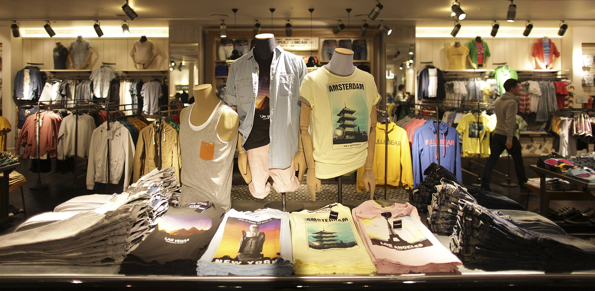 Inditex Launches Netflix-Partner Youth Brand Pull & Bear in U.S.
