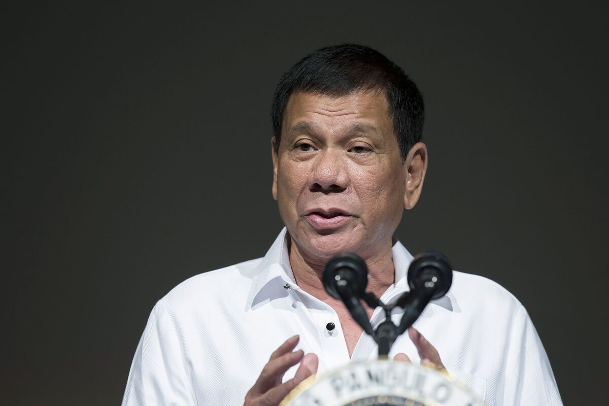 Trump to Meet Duterte on Asia Trip, and Maybe Putin Too - Bloomberg