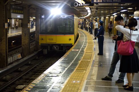 1472605197_japan subway