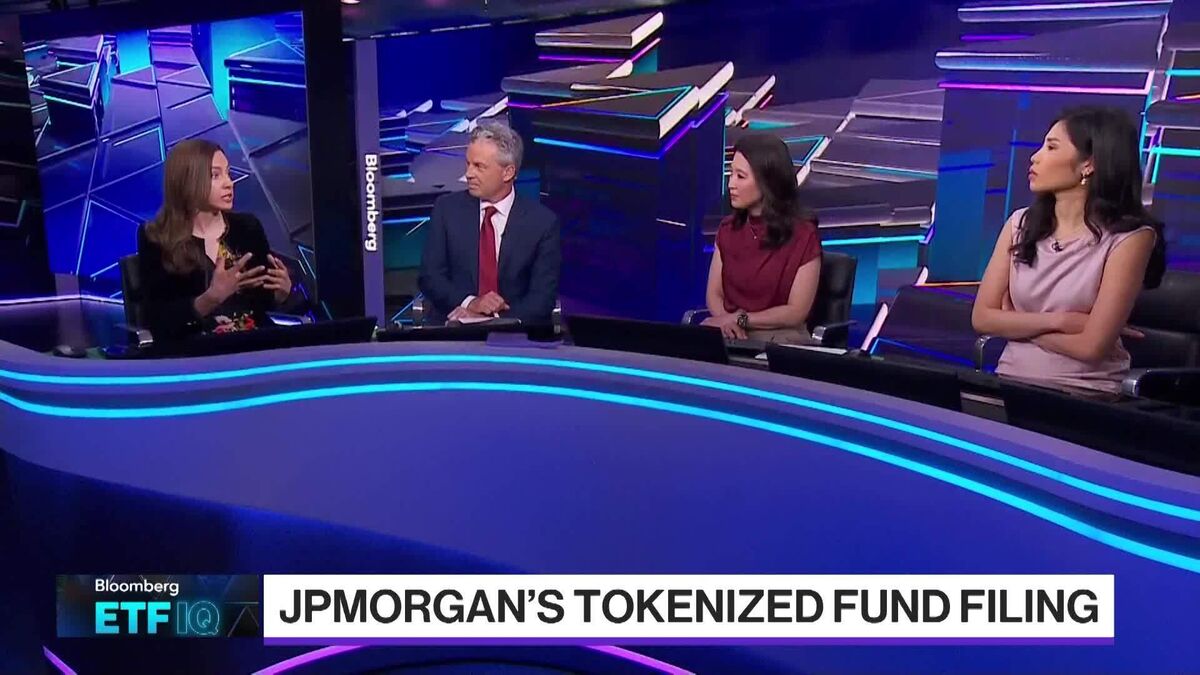 Tech: AI advancements contribute to unprecedented growth in the DRAM ETF market.