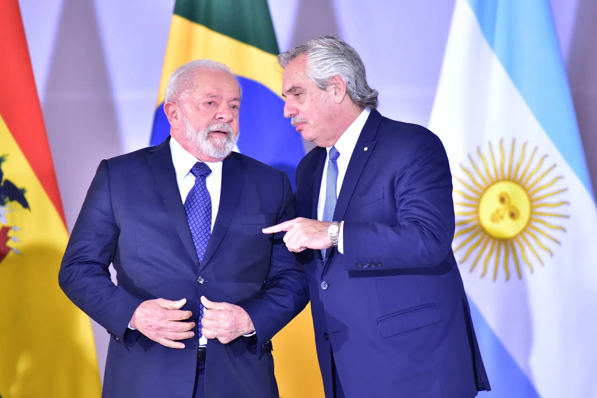 Brazil’s Luiz Inacio Lula da Silva and Argentina’s Alberto Fernandez at South America Summit in Brasilia on May 30.