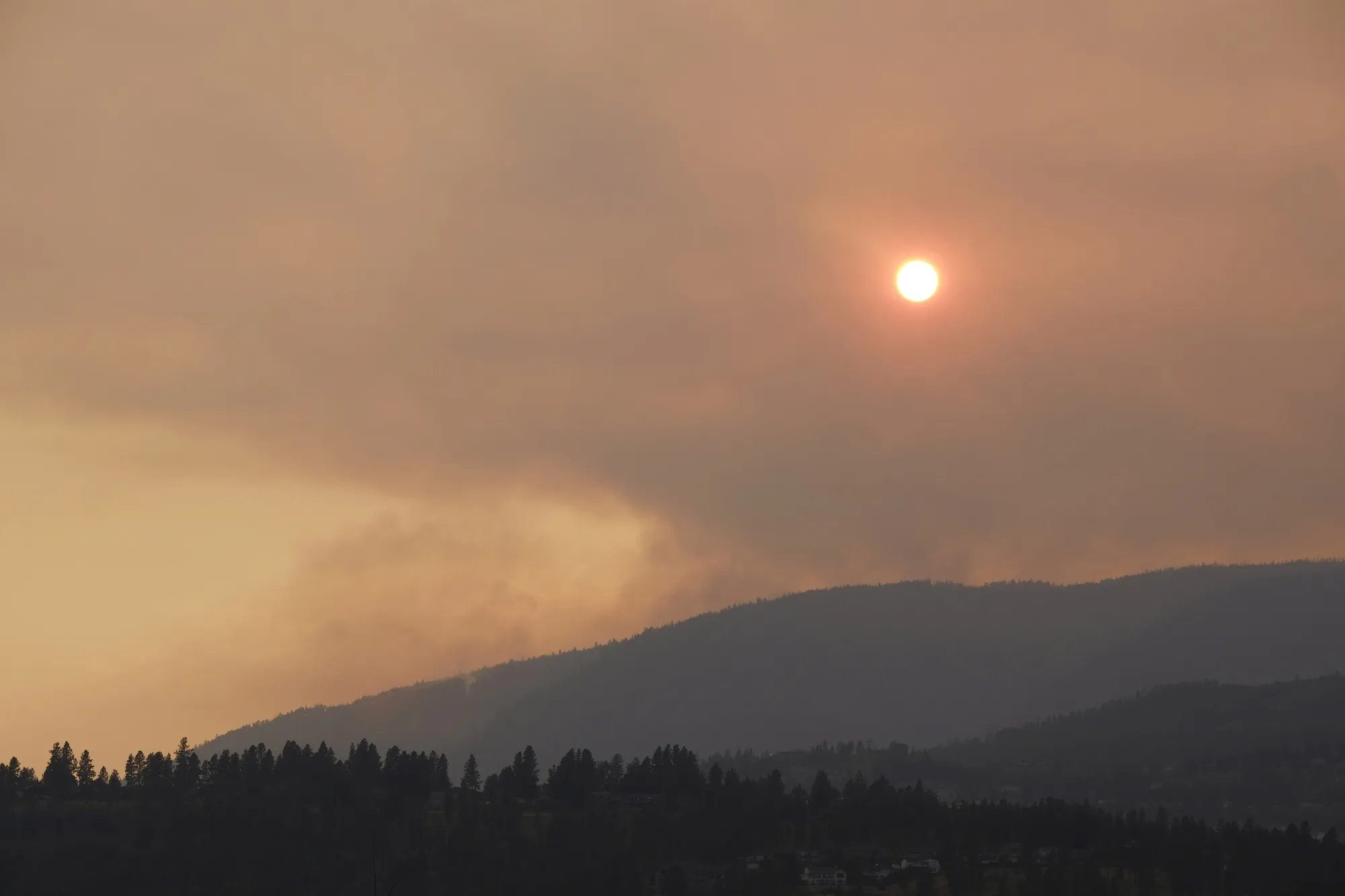 Smoke from the McDougall Creek wildfire in Kelowna, British Columbia, in 2023.