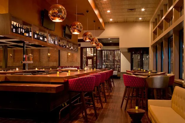 Sullivan's Steakhouse interior