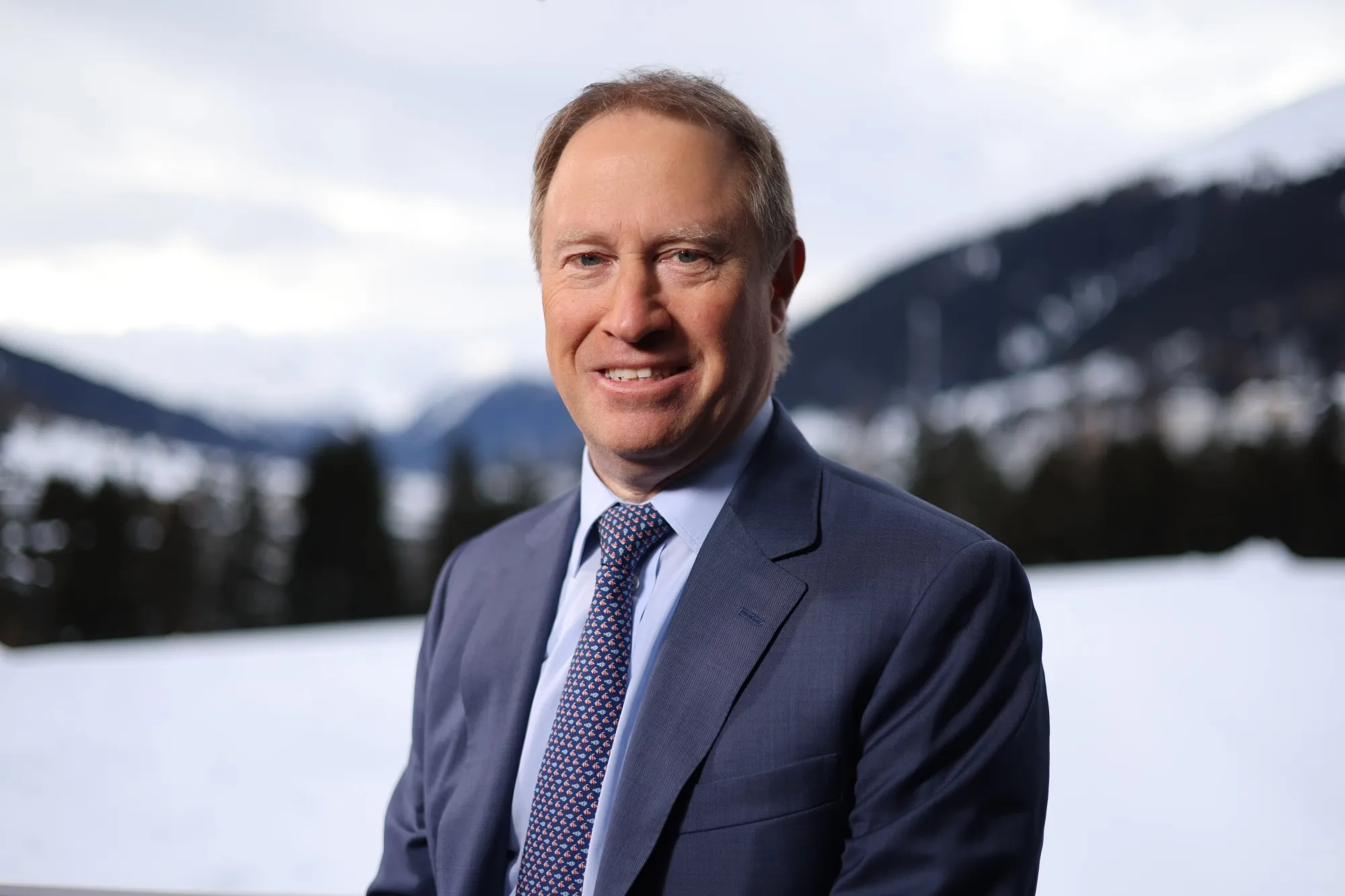 モルガンＳ、ゴーマン前ＣＥＯの23年報酬を3700万ドルに引き上げ - Bloomberg