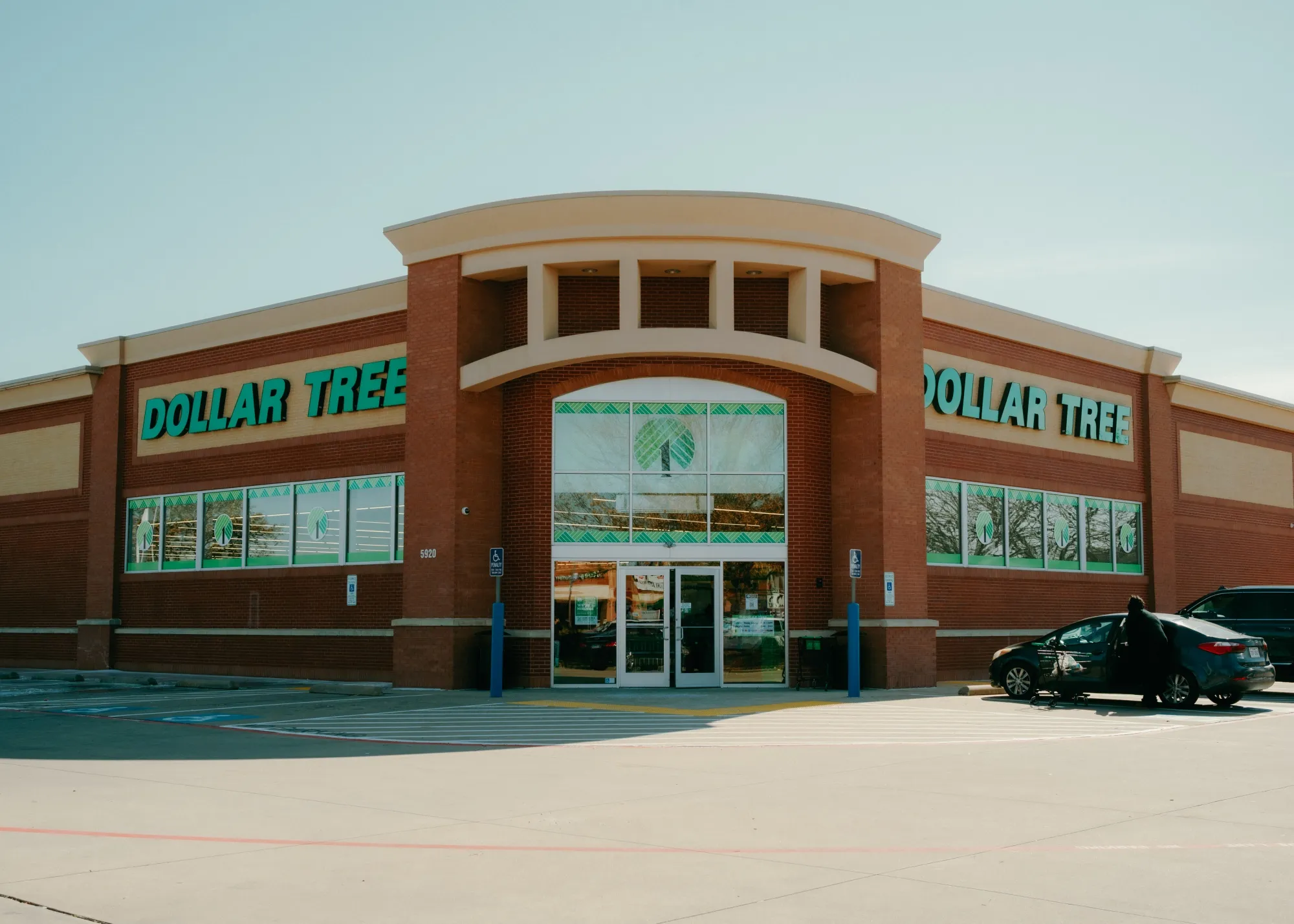 Dollar Tree’s 9,000th store opened in Plano, Texas —&nbsp;a ritzy Dallas suburb — in May 2025.&nbsp;