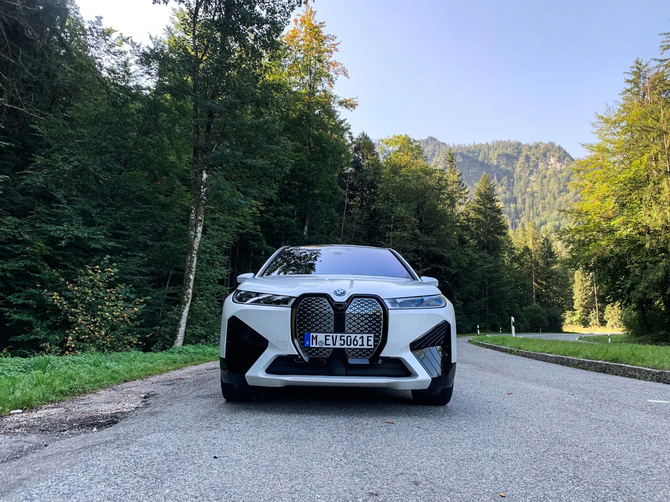 Meet the 2022 BMW iX.