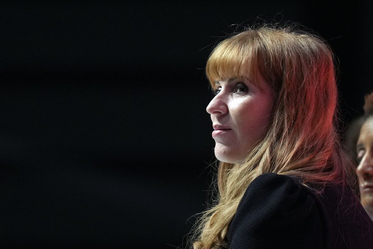 Ailbhe Rea: Angela Rayner’s Off to a Shaky Start - Bloomberg