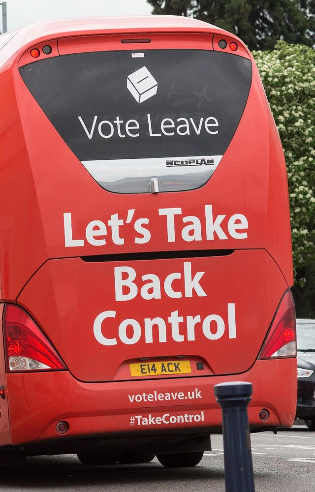 A UK bus sporting the “Take Back Control” slogan in May 2016. 