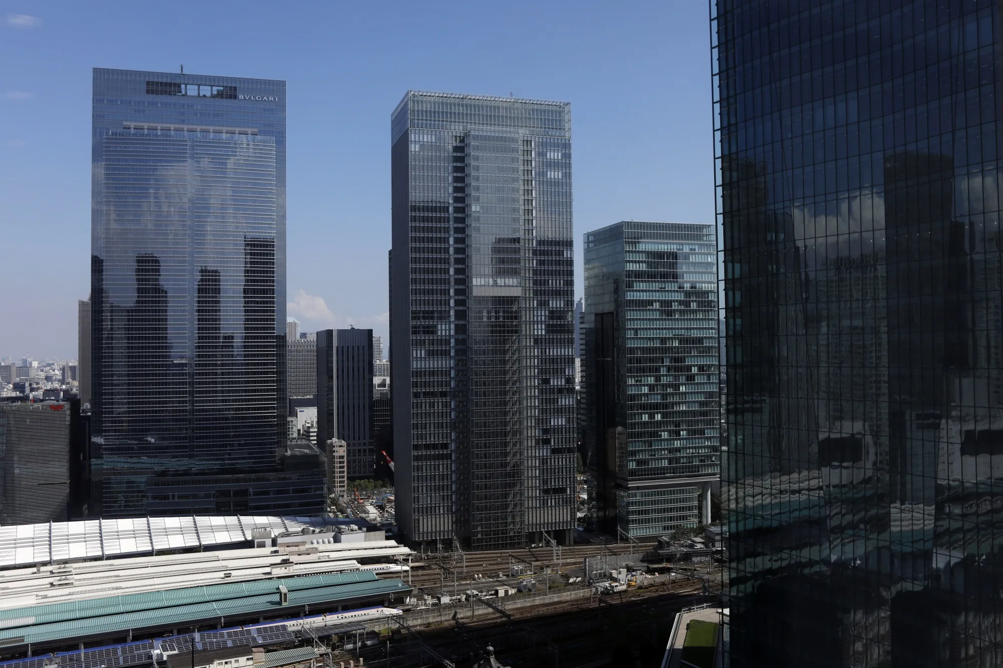 The GranTokyo South Tower, center.