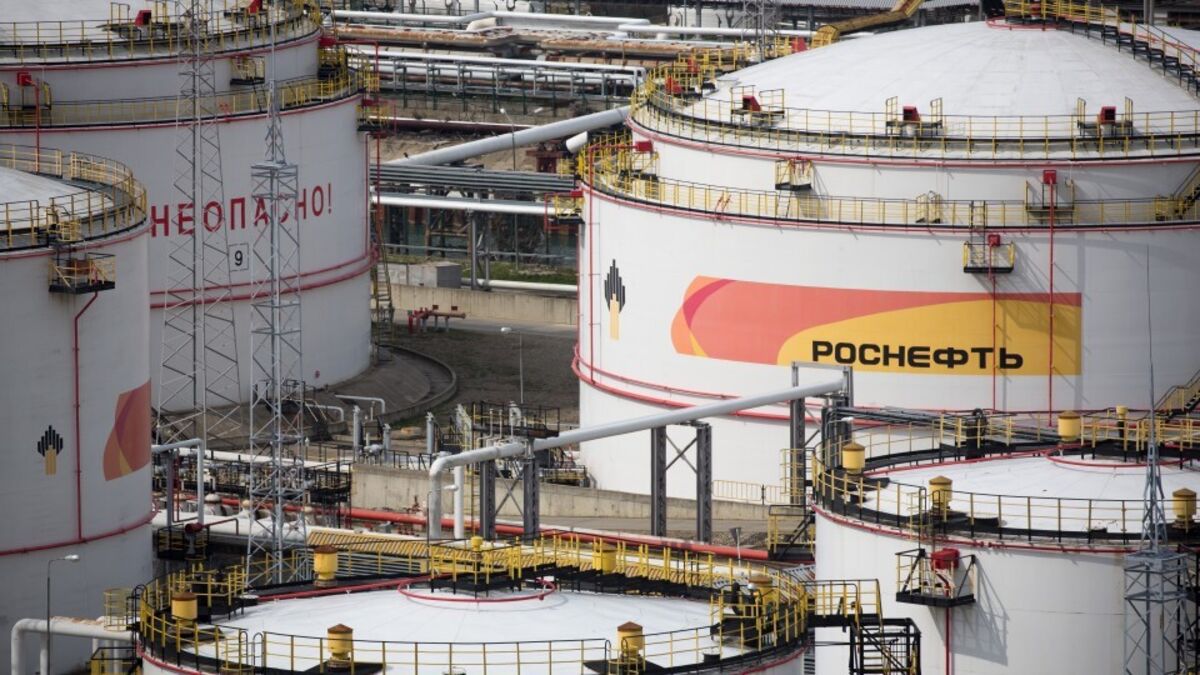 China Pauses Some Russian Crude Purchases