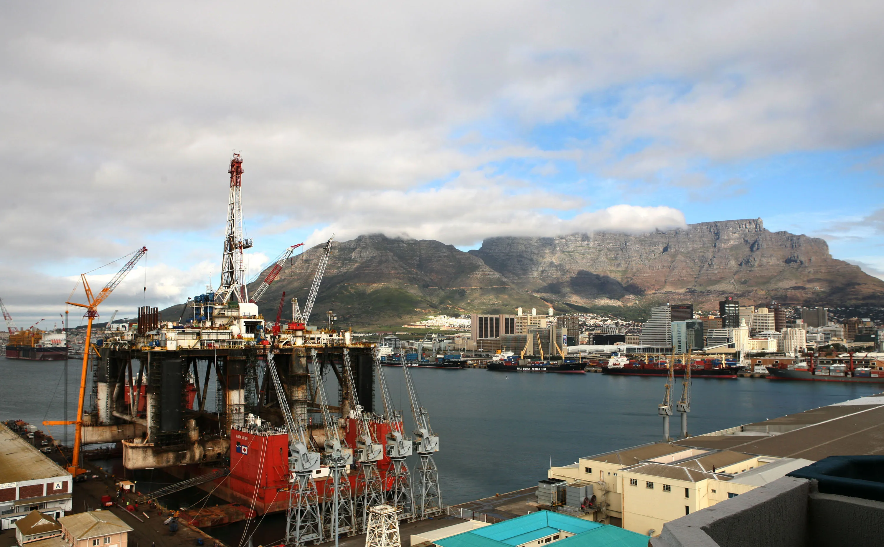 An oil rig&nbsp;in the harbor off of Cape Town, South Africa.