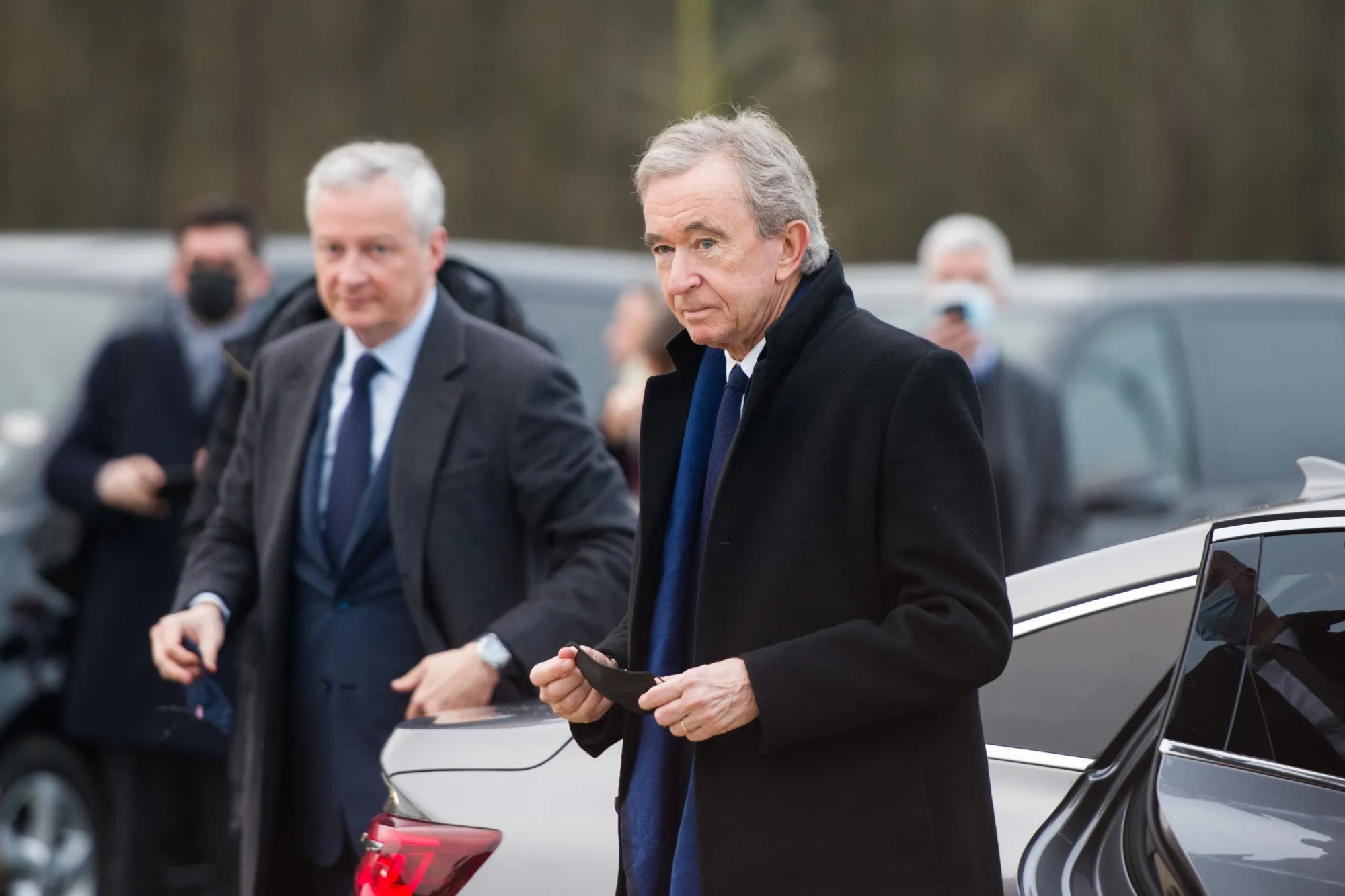 Louis Vuitton Blends Products and Politics at Workshop Opening - Bloomberg