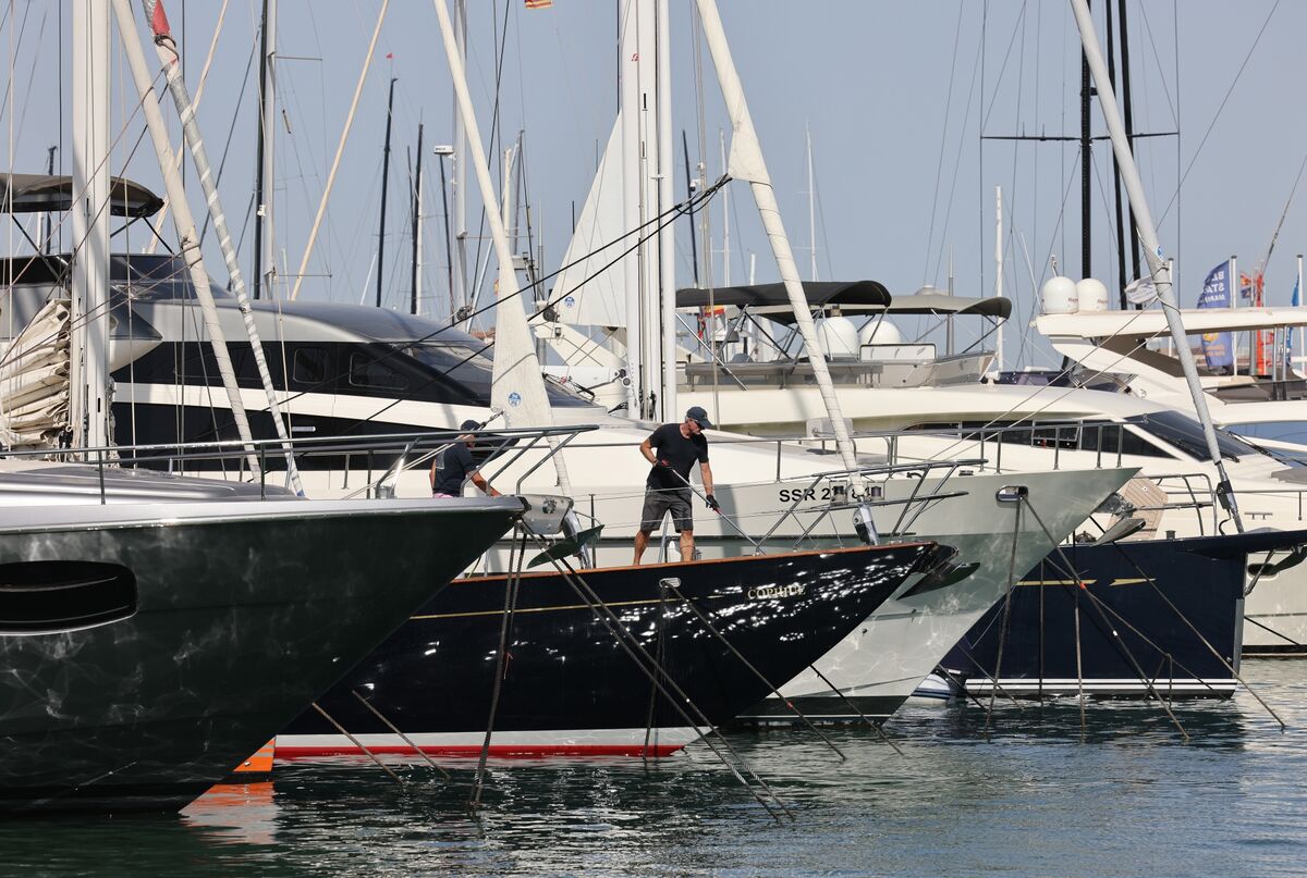 assets.bwbx.io image