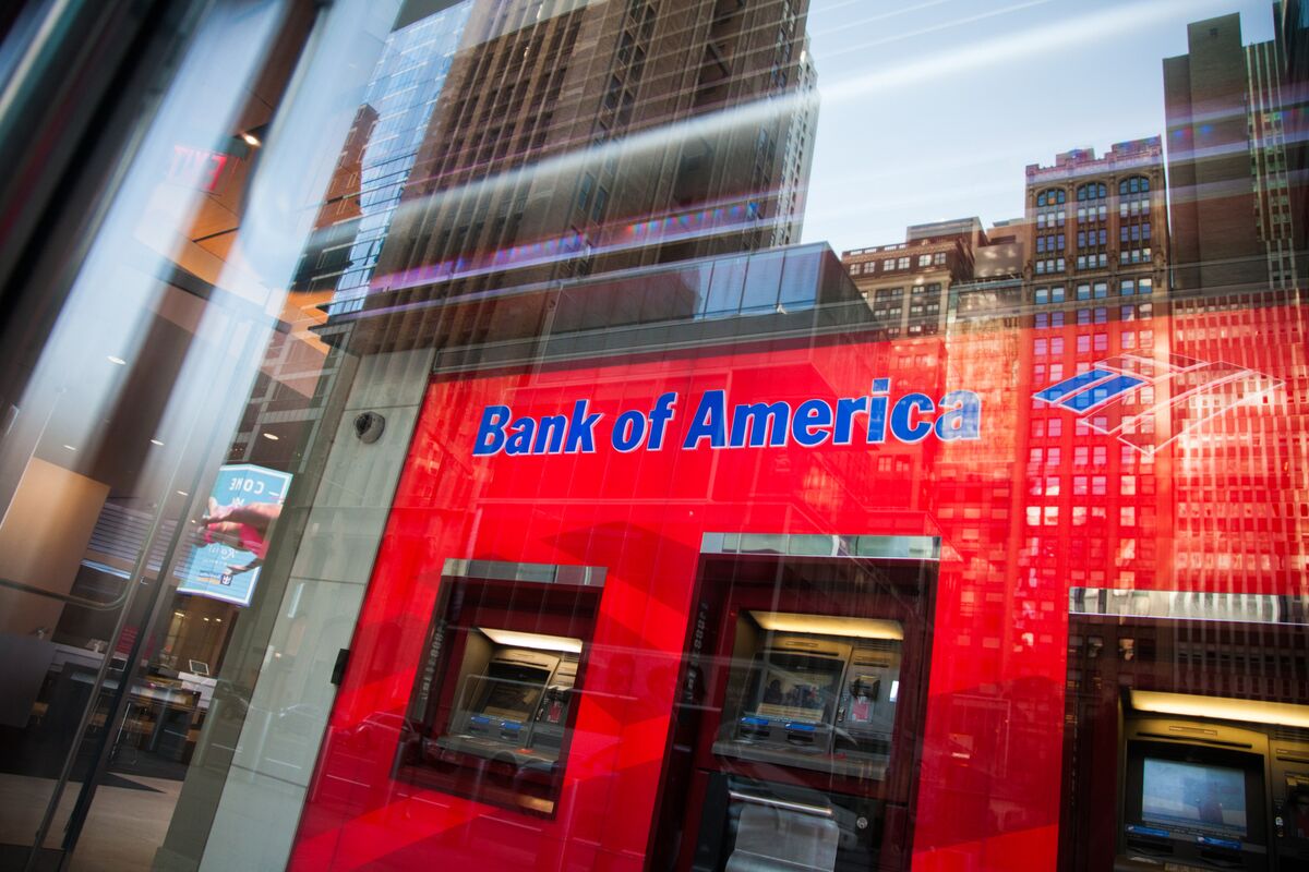 BofA, Citi Rally as Holiday Shopping Signals More Consumer Cheer