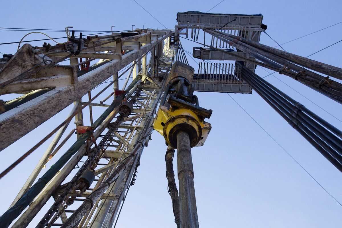 Amali Rigs Aramco Keeps Building Oil Rigs Even as Saudis Agree to Pump Less ...