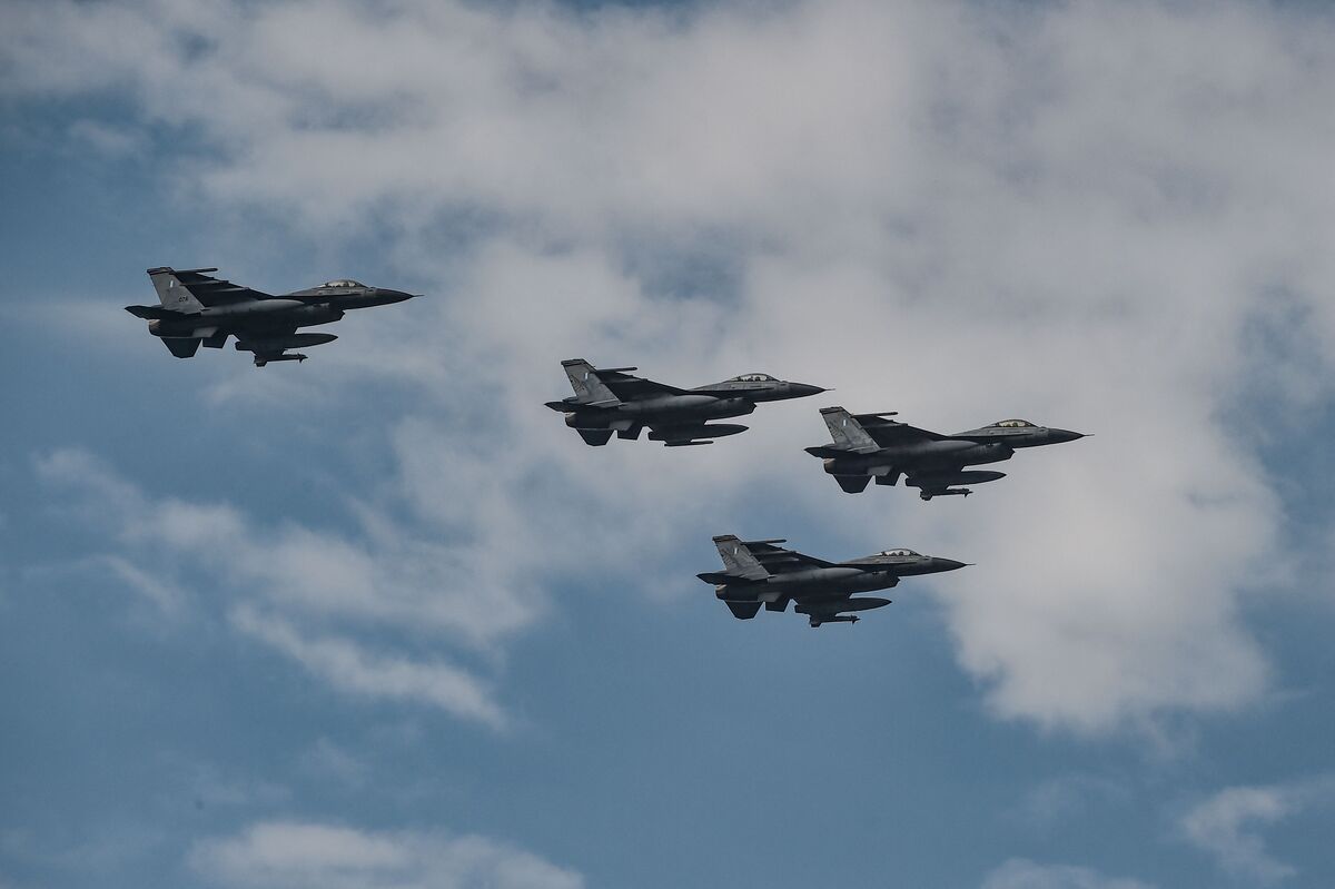 Turkey Snubs US Pressure on F-16s as Biden Meets Swedish Premier