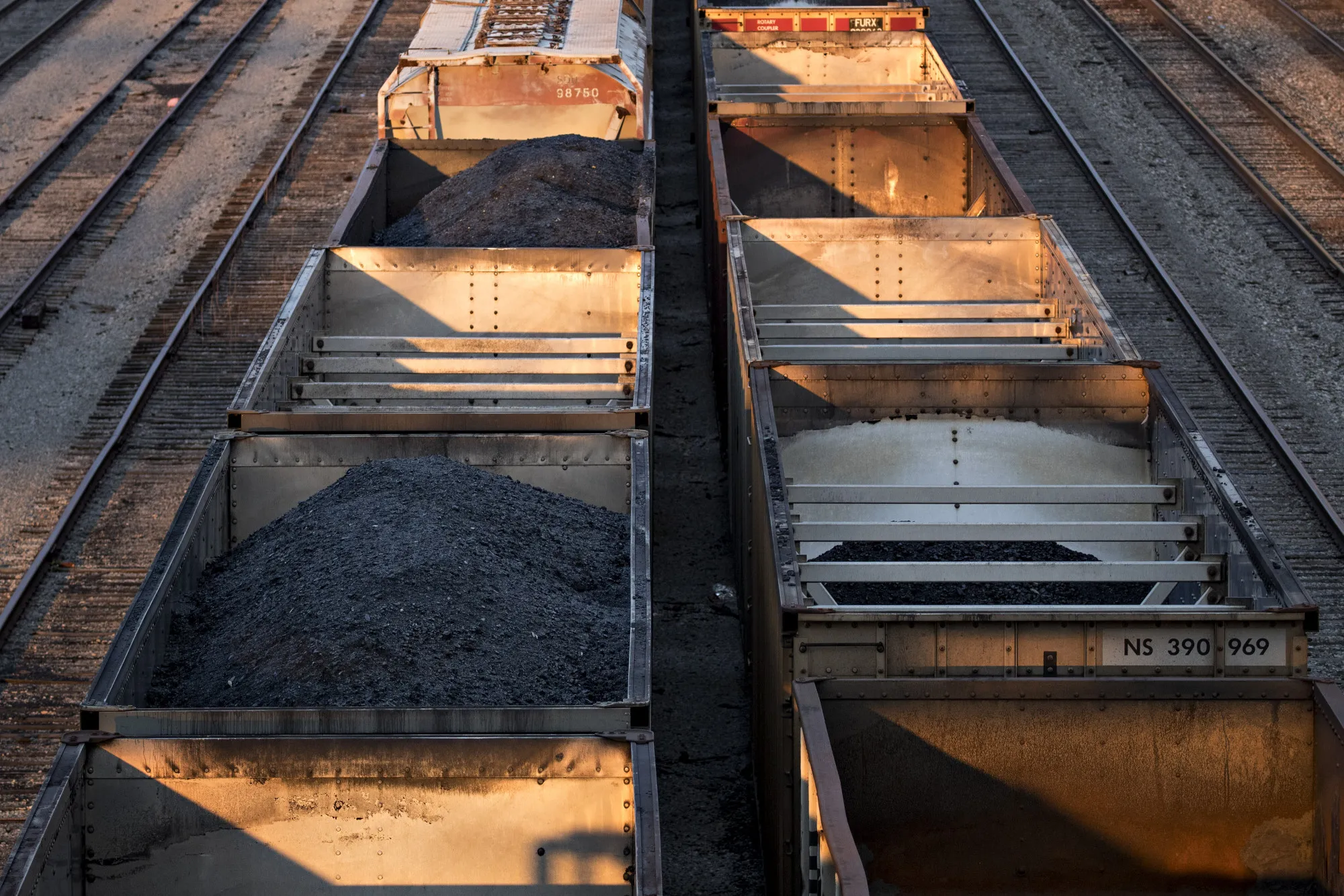 Money Is Trickling Into Appalachia Again As Miners Extract Signing Bonuses And Coal Production Rises