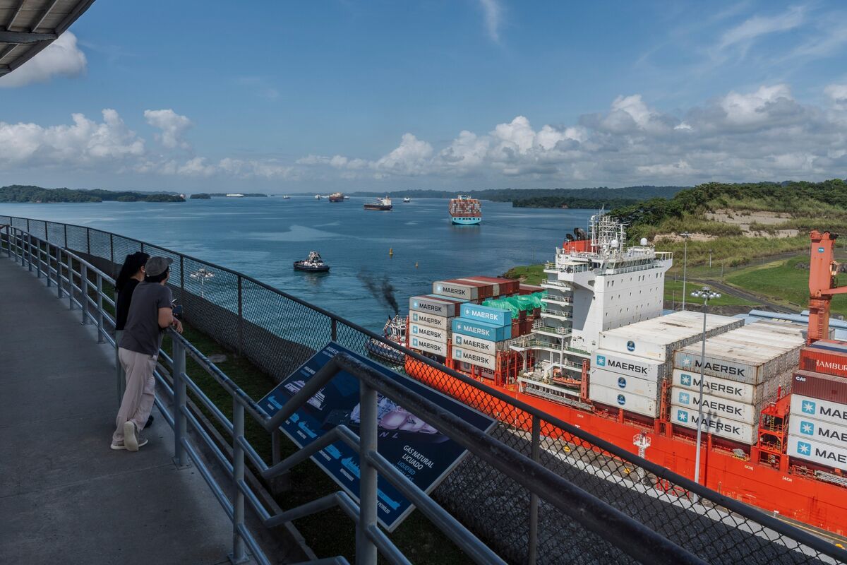 bloomberg.com - Nicholas Lua - Panama Canal Traffic Spurs $4.6 Million Payment for a Crossing