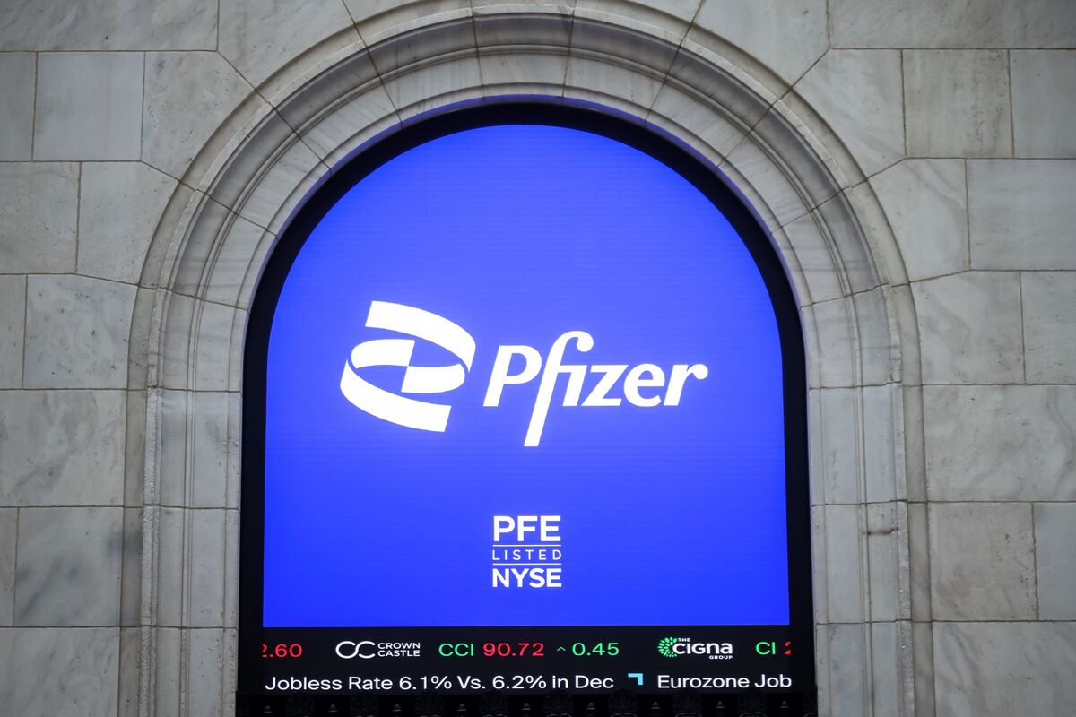 Pfizer Sees Path Forward for Cancer Drug Despite Trial Failure