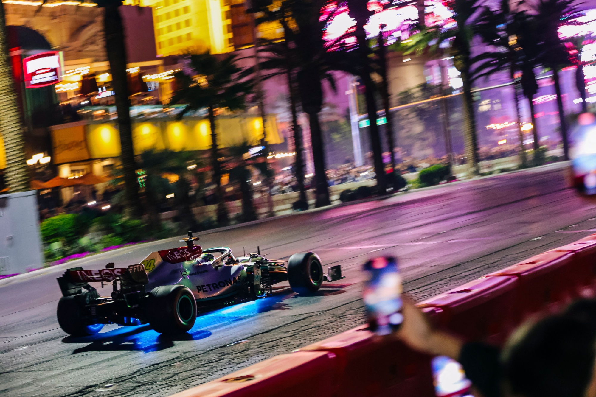 Lewis Hamilton F1 Mercedes for Sale At F1 Las Vegas Grand Prix Auction -  Bloomberg