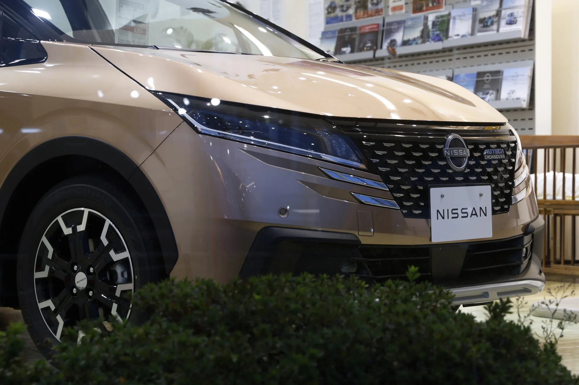 Nissan is approached by both Honda and Foxconn.