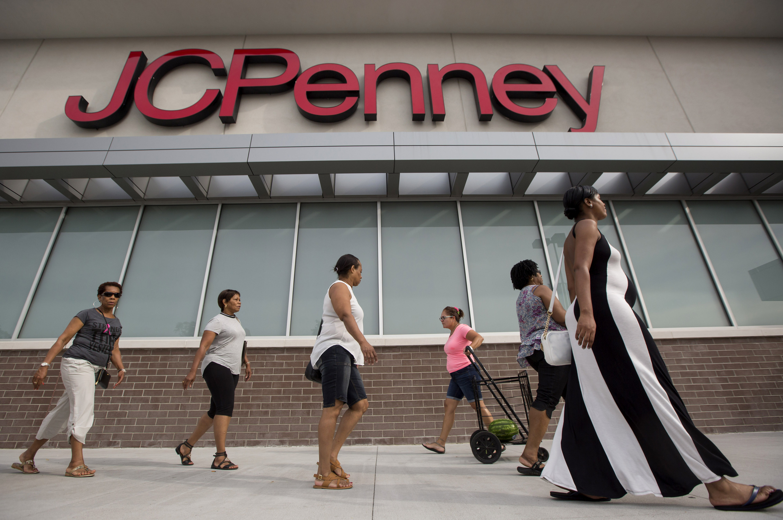 JCPenney spending $1 billion on store, online upgrades in latest bid to  revive business