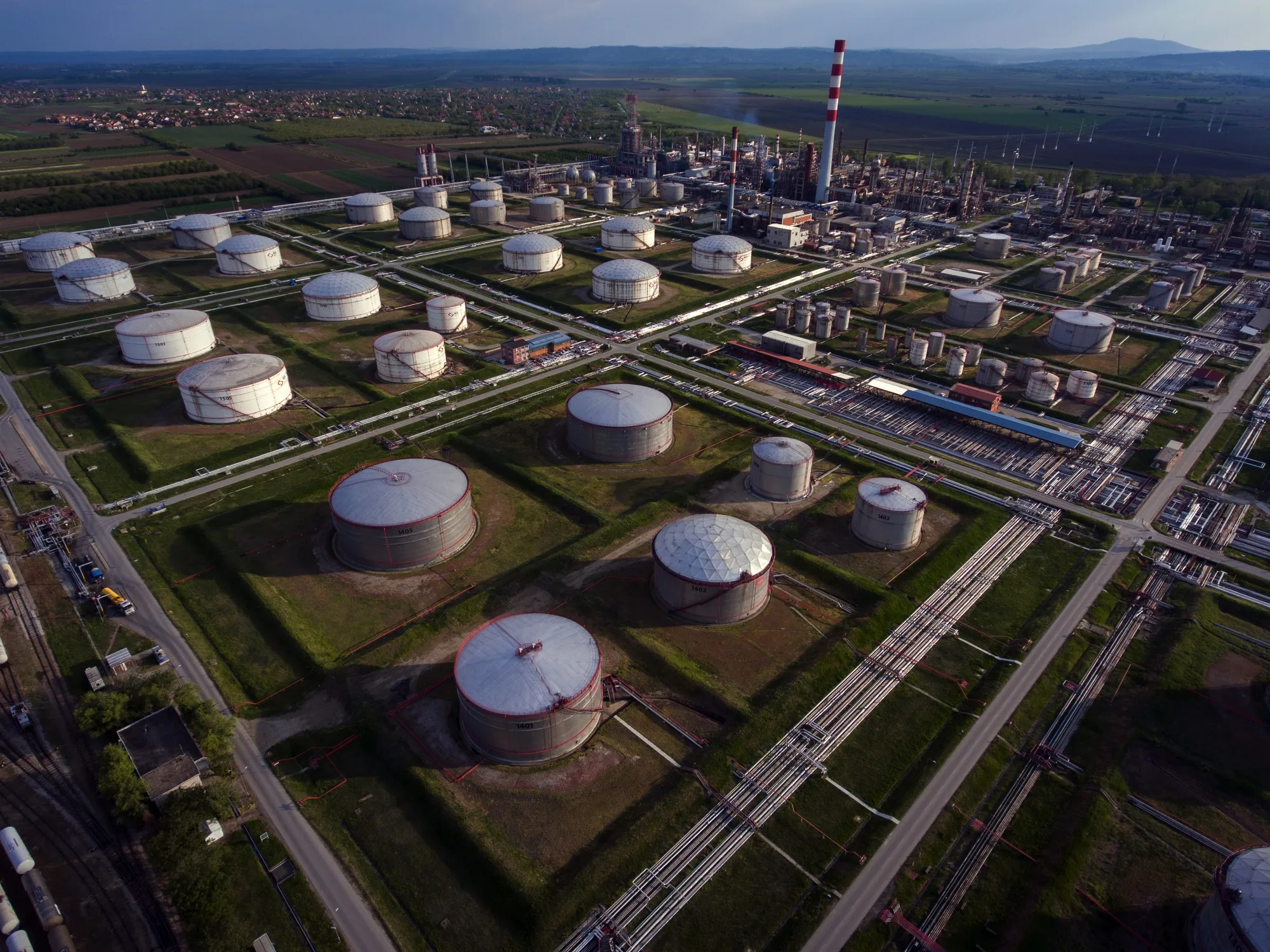 Gazprom PJSC Oil Operations in Serbia as Oil Bounces After Plunging to $10
