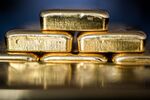 Swiss Gold Bars Inside Solar Capital Gold Zrt. As Gold Climbs To One-Year High