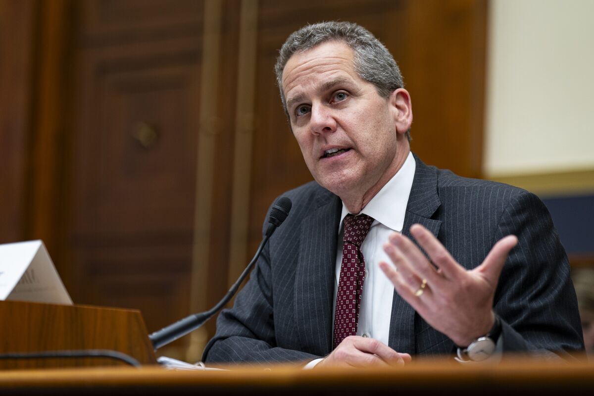 Fed’s Michael Barr Faces Internal Pushback on Bank Capital Overhaul ...