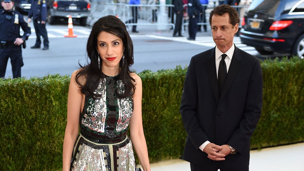 Huma abedin her son school she taking seen mom carried instead didn bring always bag call phone hand off