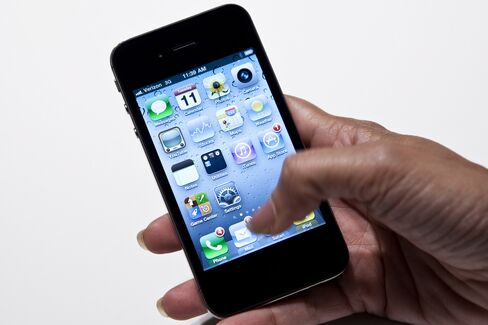 Obama Backs Changing Rules to Let Consumers Unlock Smartphones