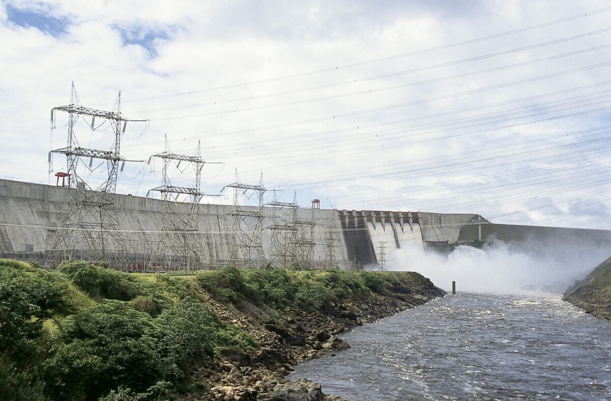 Venezuela, Argentina’s Impsa Sign Deal to Work on Power Grid