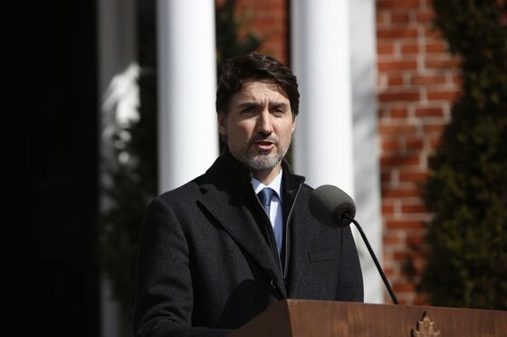 Trudeau Unveils Fiscal Jolt Worth 3% of Canada’s Economy