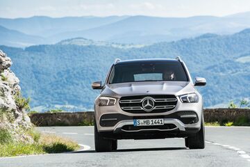 2020 Mercedes Gle 450 Suv Review Not Sexy But Important