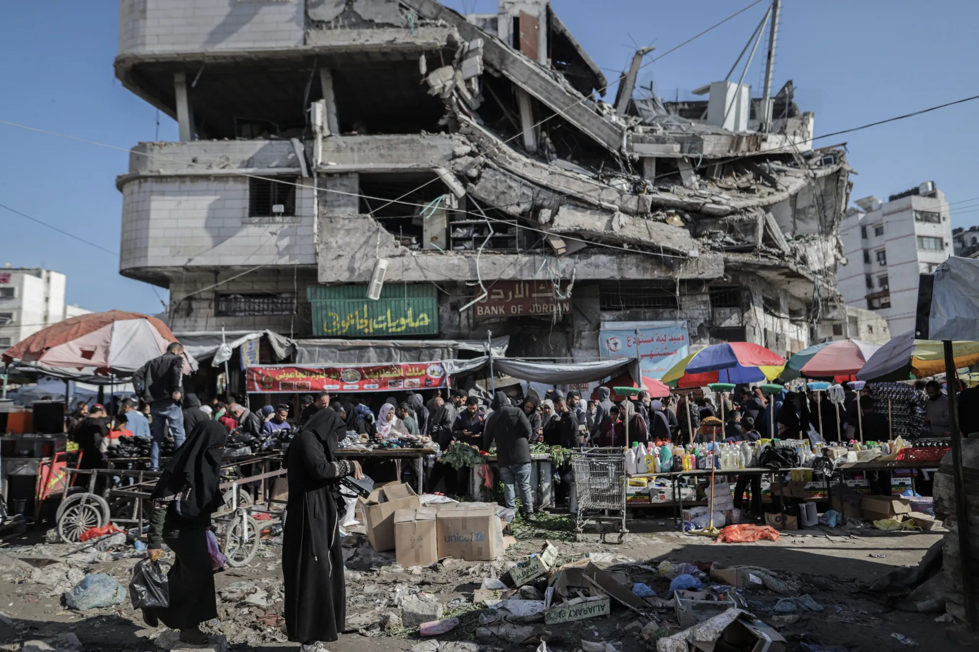 Israel's decision to cut off humanitarian aid to Gaza for the first time in more than a year signals a renewed zero-tolerance attitude toward Hamas.
