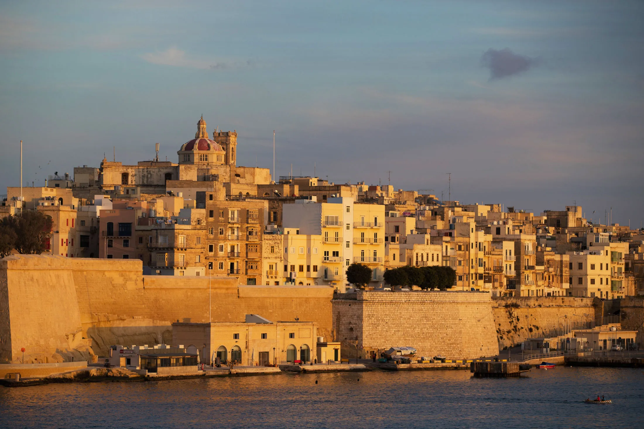 The coastline of&nbsp;Senglea, Malta.