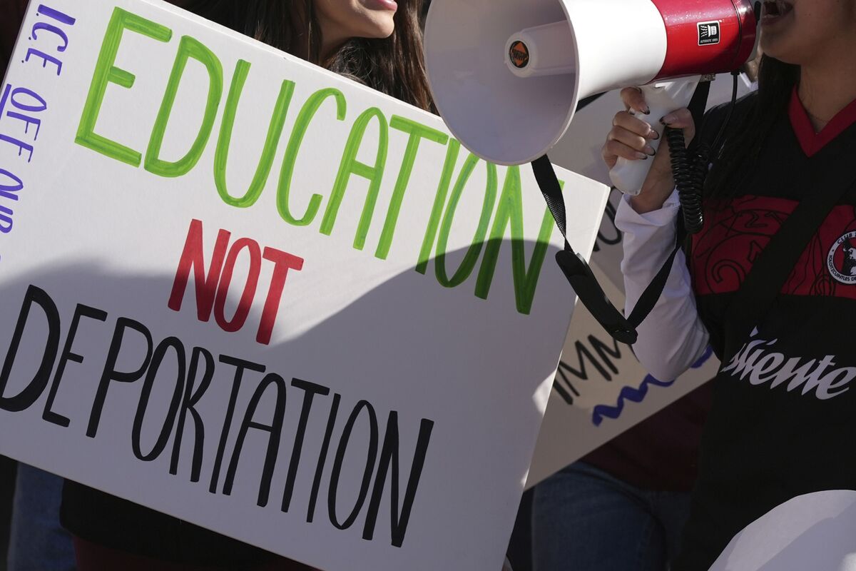 US Reverses Course on Terminating International Students’ Status