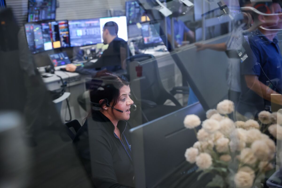 NYSE Options Exchange Trading Halted By ‘Technical Issue’