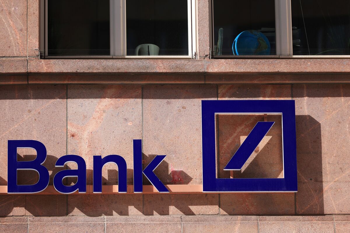 bloomberg.com - Arno Schuetze - Deutsche Bank and World Bank Team Up for Trade Finance Platform